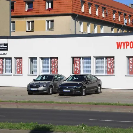 Pokoje Pracownicze Trzebiatowska 40