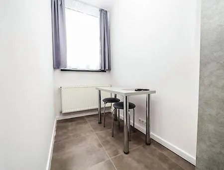 Pokoje Pracownicze Trzebiatowska 40 Hostel *